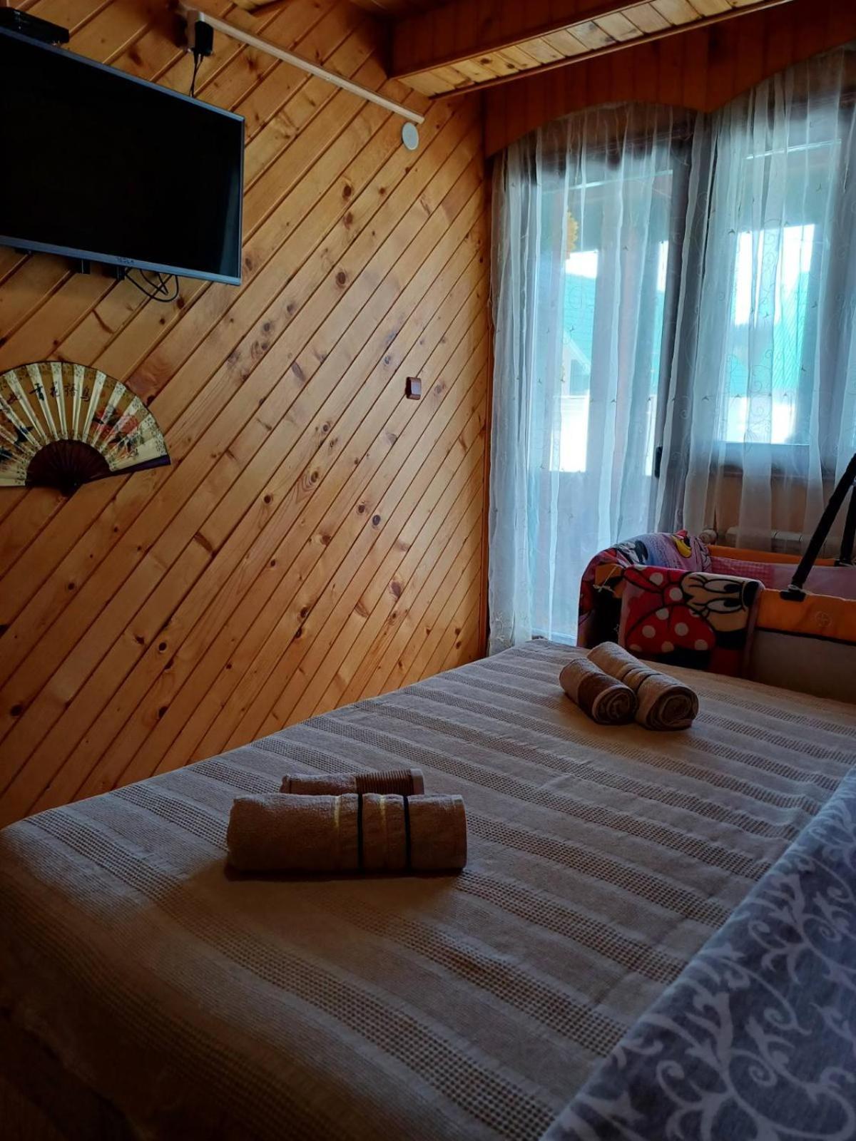 Vila Krismark Zabljak  Luaran gambar