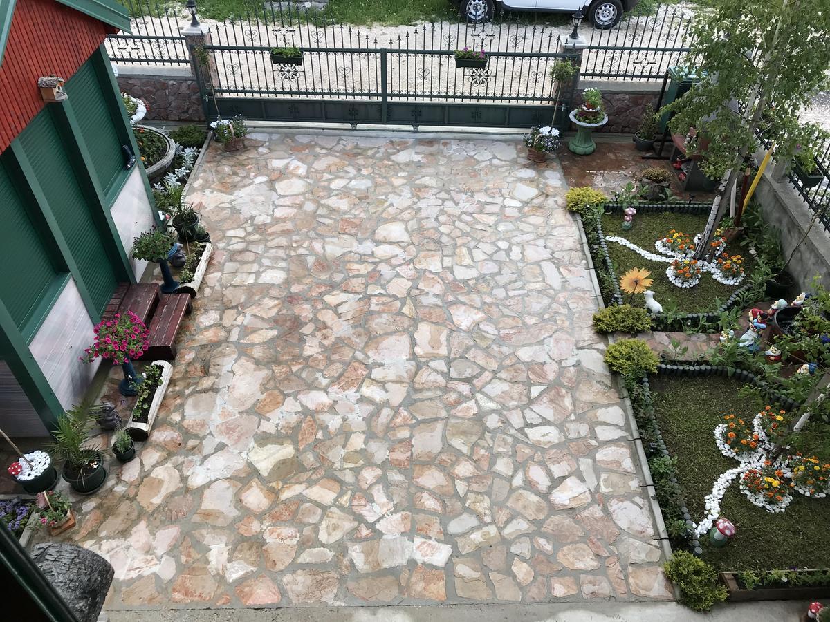 Vila Krismark Zabljak  Luaran gambar