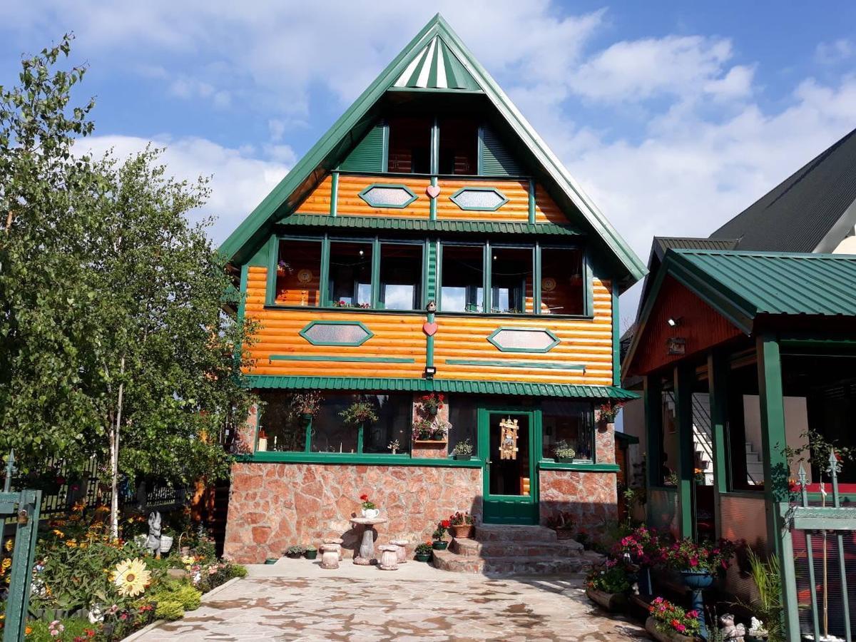 Vila Krismark Zabljak  Luaran gambar
